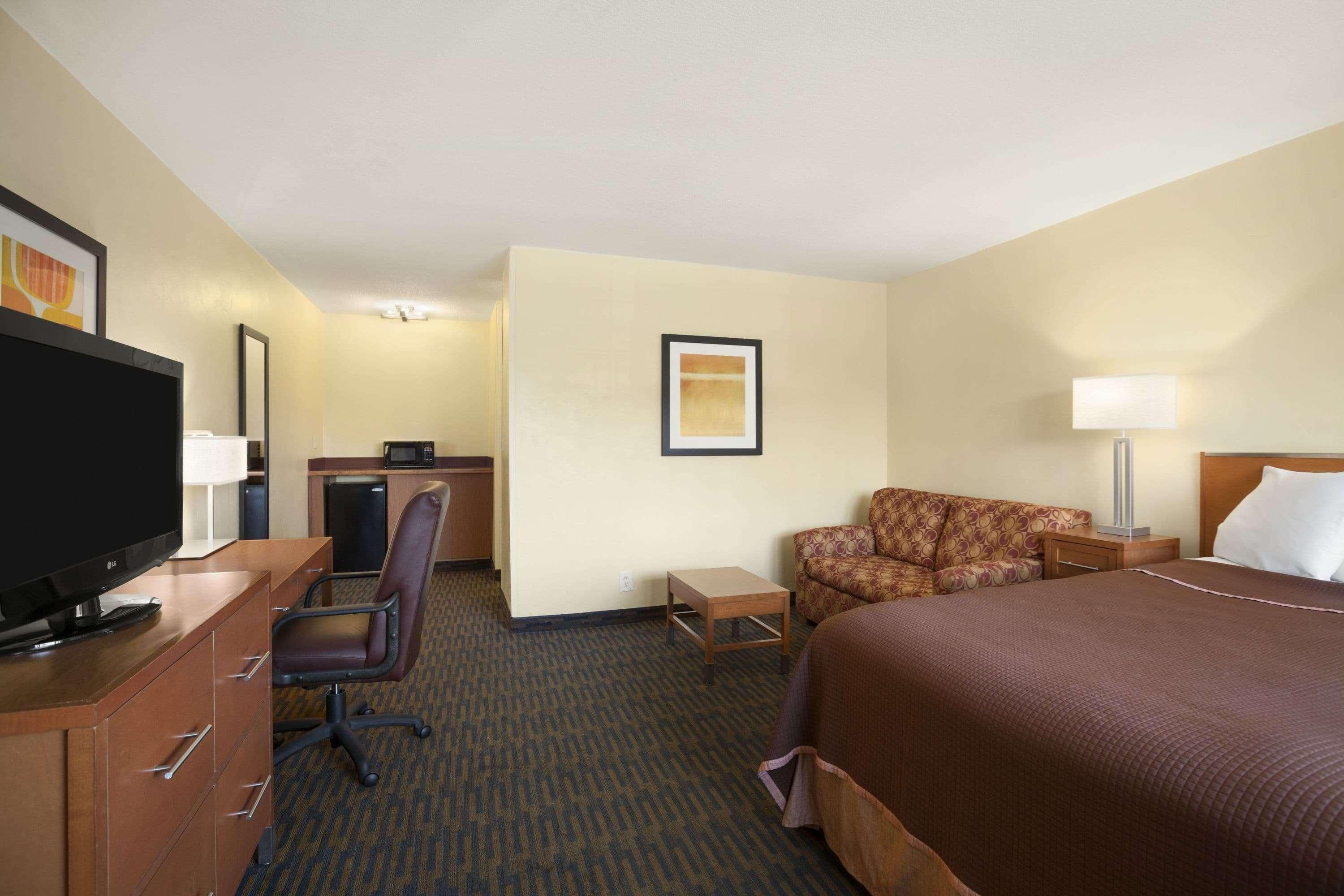 Howard Johnson By Wyndham San Diego Sea World Εξωτερικό φωτογραφία