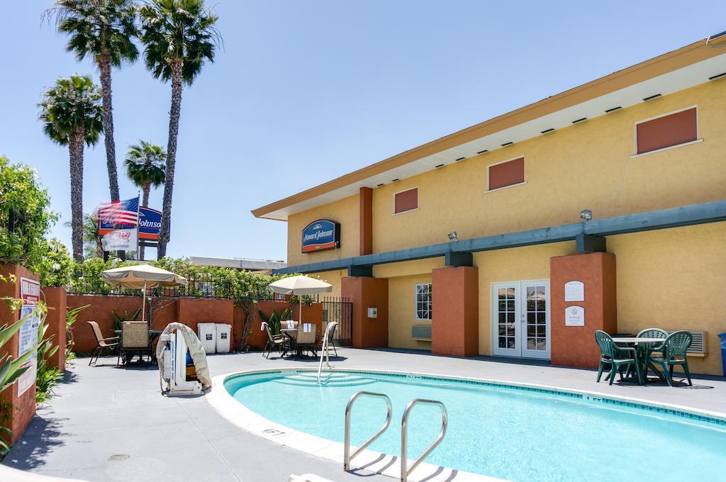Howard Johnson By Wyndham San Diego Sea World Εξωτερικό φωτογραφία